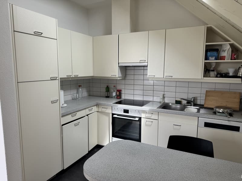 Furnished room with private bathroom in a shared flat (8)