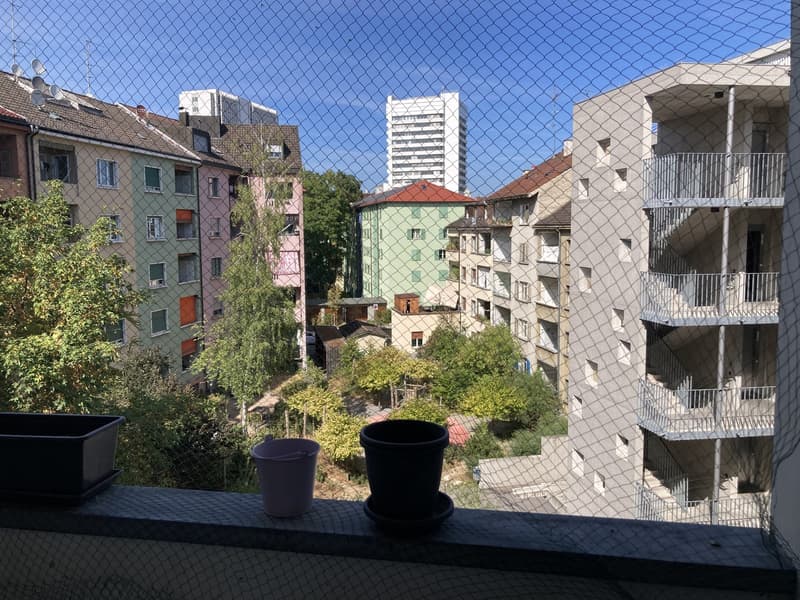 Charming 2-room apartment in the popular St. Johann quarter (5)