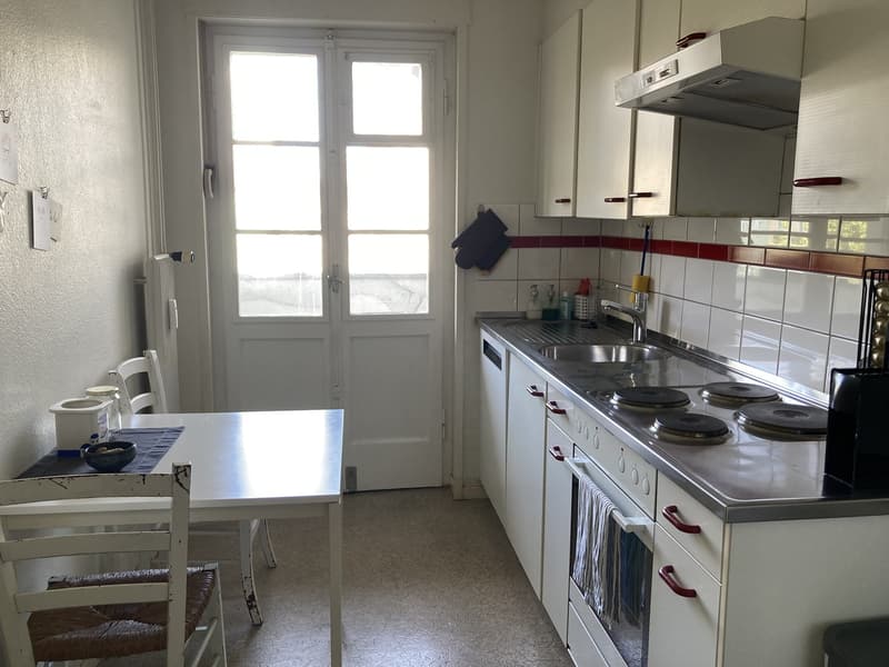 Charming 2-room apartment in the popular St. Johann quarter (3)