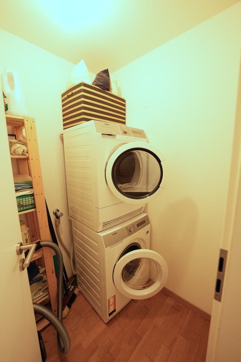 Camera disponibile in un appartamento condiviso moderno a Losanna (10)