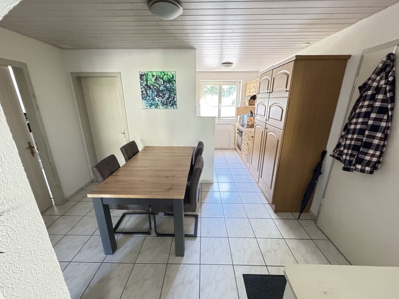 3.5-room apartment on the Rhine with balcony, furnished, fixed-term sublet. (3)