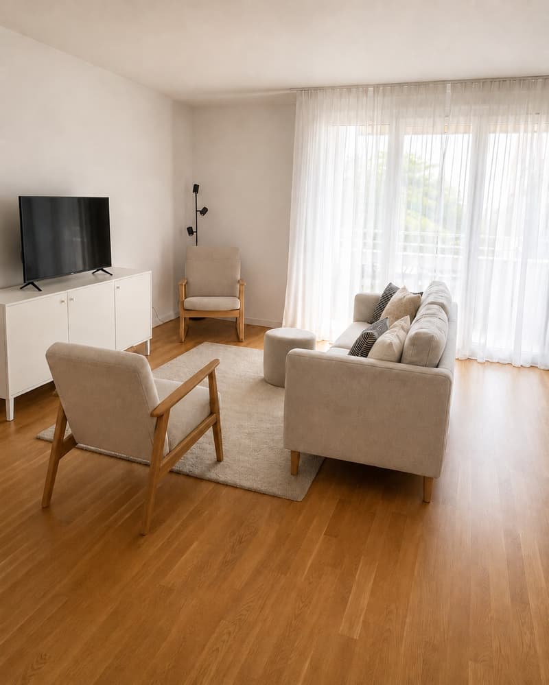 Sous-location meublée Appartement de 4,5 pièces (90 m²) à Nyon / Furnished sublet 4.5-room apartment (90 m²) in Nyon (3)