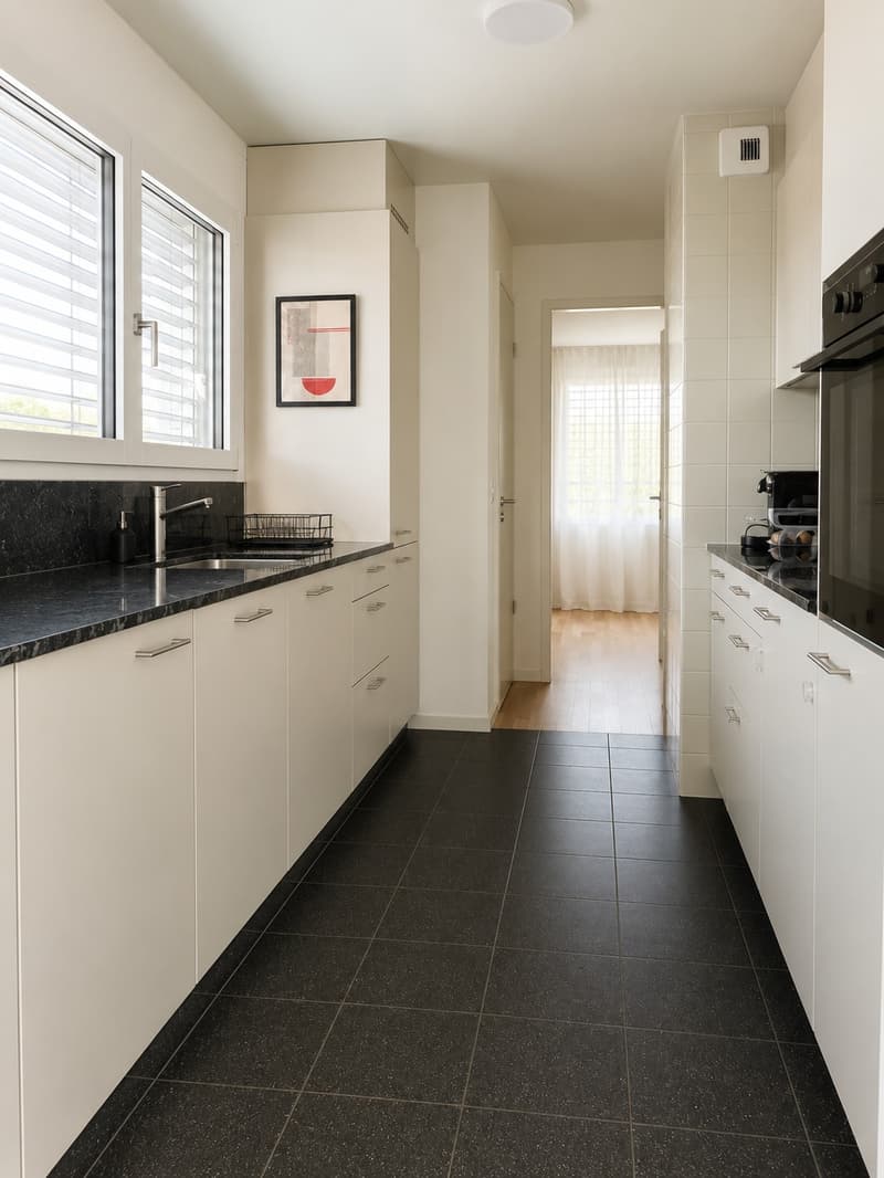 Sous-location meublée Appartement de 4,5 pièces (90 m²) à Nyon / Furnished sublet 4.5-room apartment (90 m²) in Nyon (9)