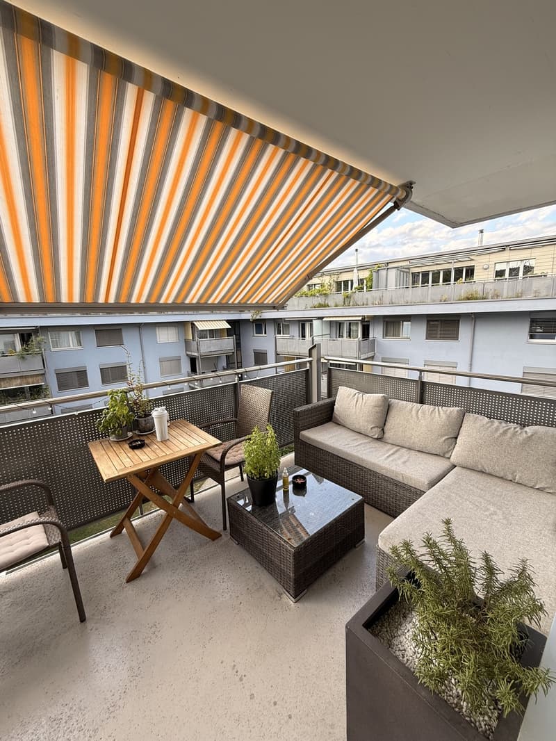 Bright, unfurnished room in a fully equipped 2-person flatshare | Helles, unmöbliertes Zimmer in voll ausgestatteter 2er-WG (9)