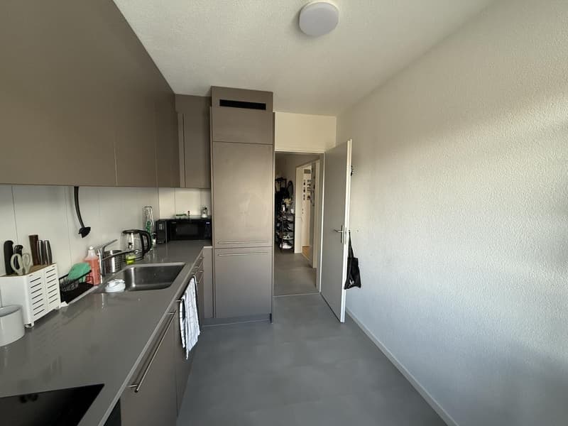 Bright, unfurnished room in a fully equipped 2-person flatshare | Helles, unmöbliertes Zimmer in voll ausgestatteter 2er-WG (7)
