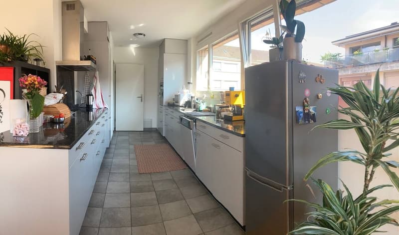 Flatmate for 4-person shared apartment in Gundeli (5)