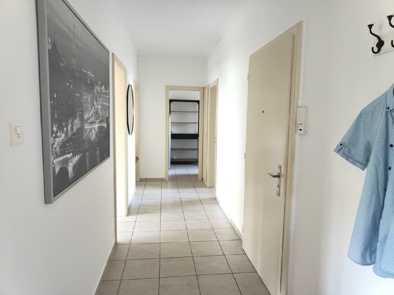 Chambre meublée pour location dans un emplacement central de premier plan - Disponible à partir d'août (8)