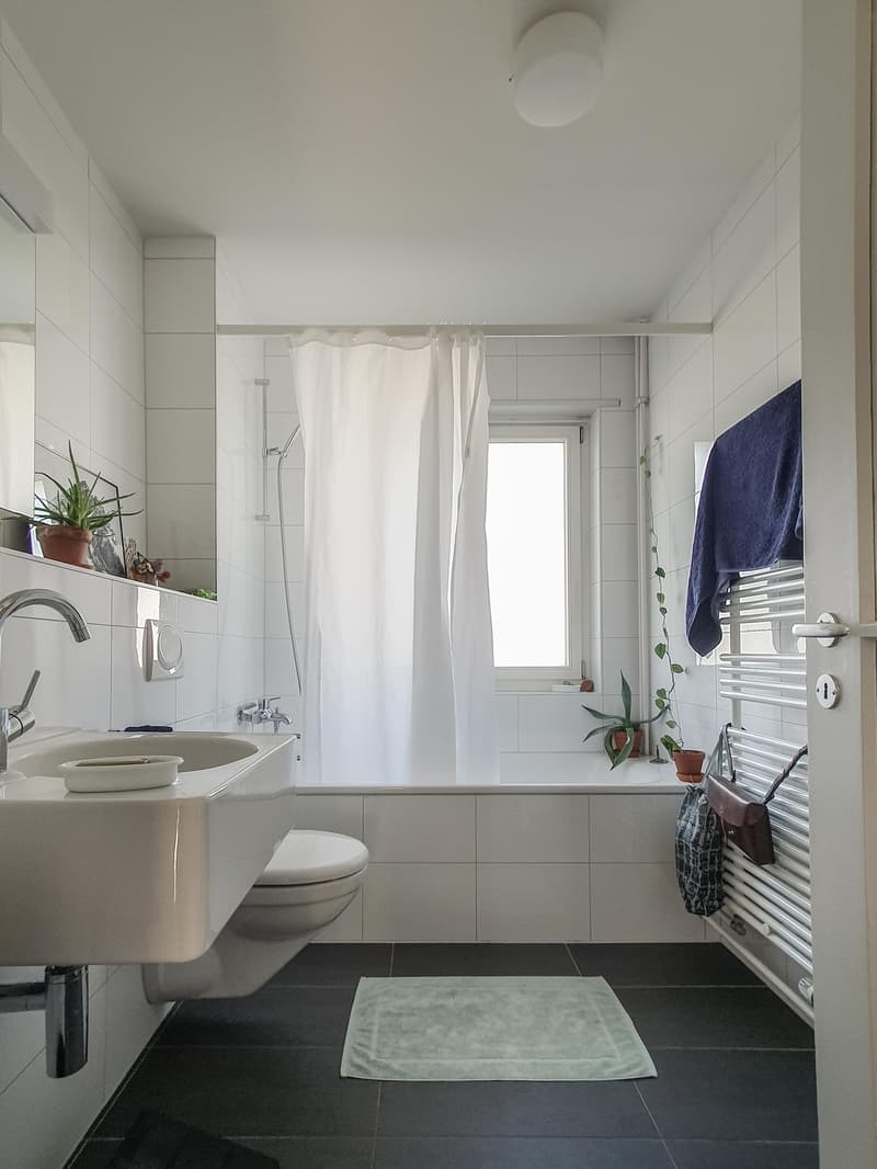 Room for weekly commuters in Bern-Bümpliz at central and quiet location (4)