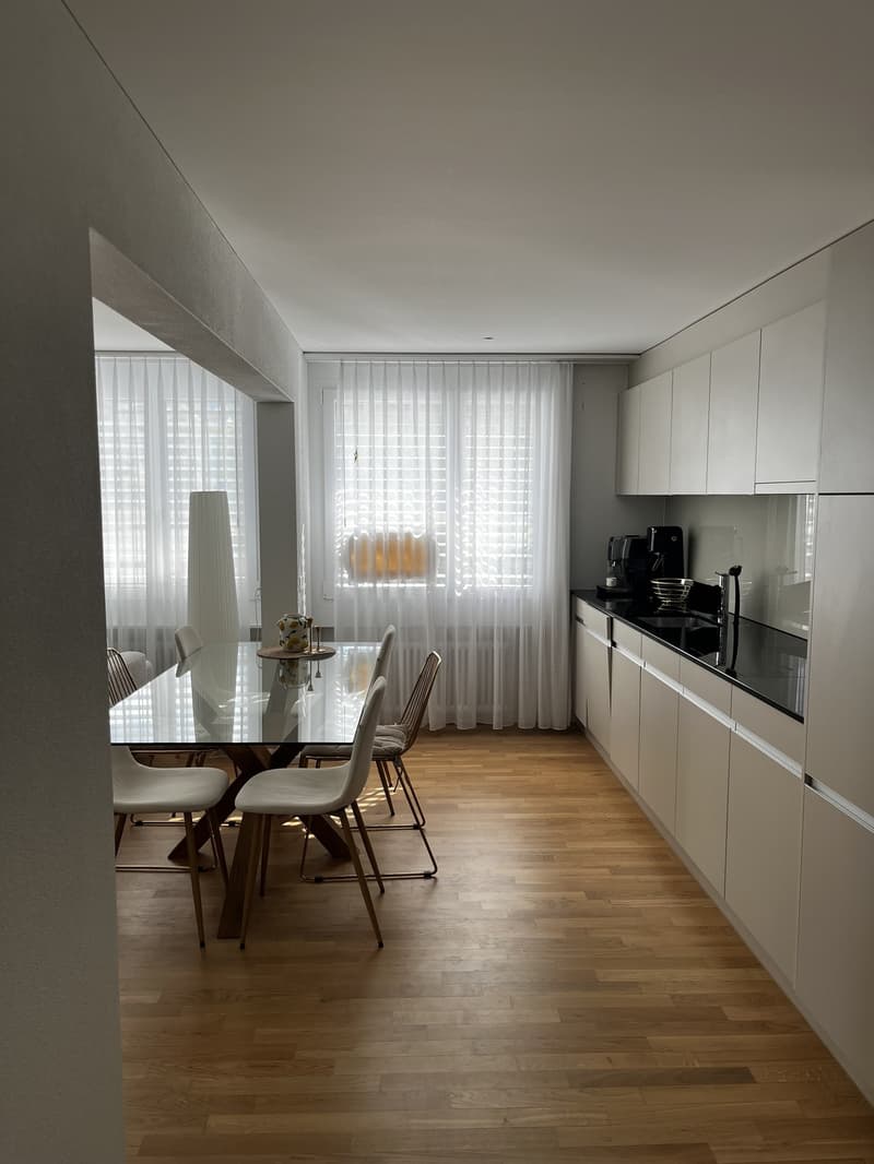 Grosses Zimmer in moderner Wohnung mit Garten befristet (FebruarJuni, flexibel) (4)
