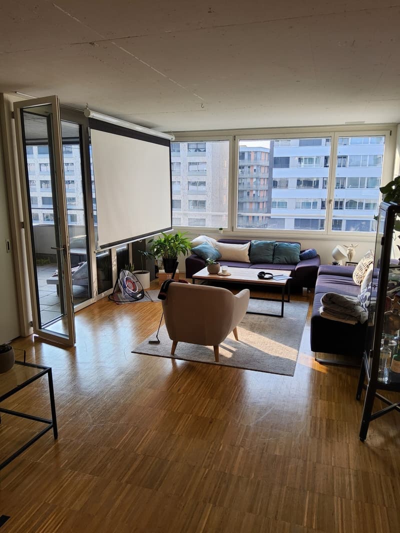 Schönes WG-Zimmer (1)