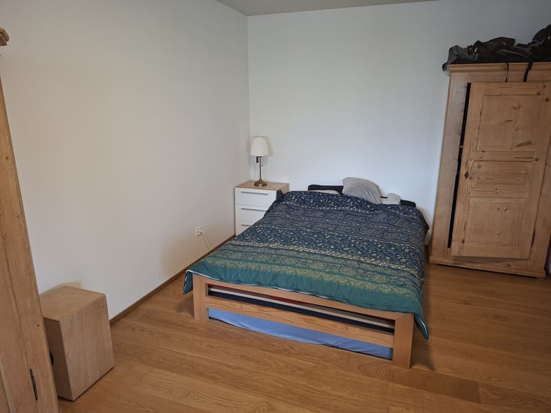 Appartamento moderno 3.5 locali con vista spettacolare su Ilanz, 6° piano con ascensore e balcone (11)
