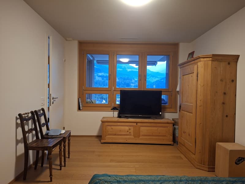 Appartamento moderno 3.5 locali con vista spettacolare su Ilanz, 6° piano con ascensore e balcone (12)
