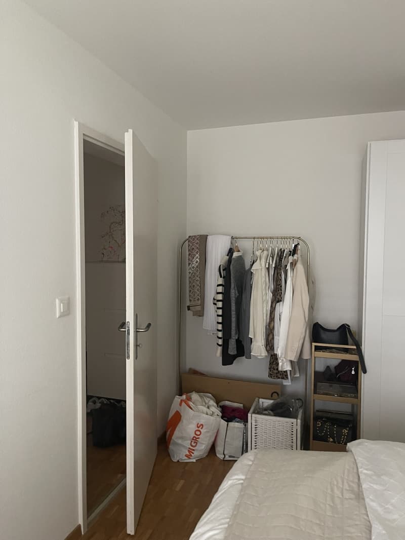 2,5-Zimmer-Wohnung für CHF 1416 pro Monat zu vermieten/ 2.5-room apartment available for rent at CHF 1416 per month (5)