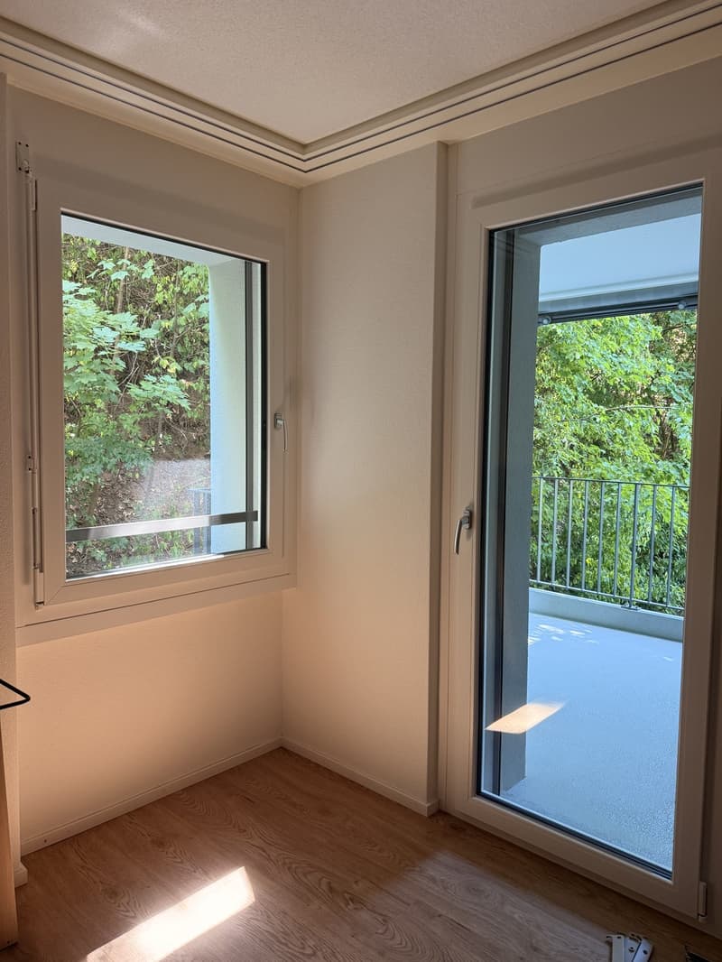 Camera moderna in condivisione con bagno privato & balcone a Ostermundigen (11)