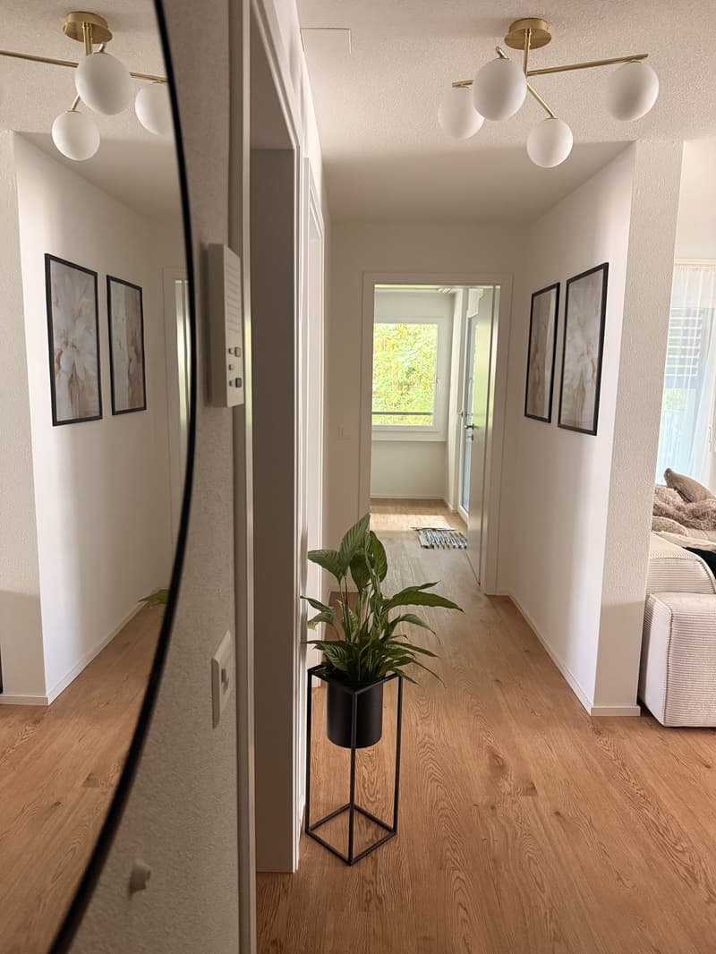 Camera moderna in condivisione con bagno privato & balcone a Ostermundigen (9)