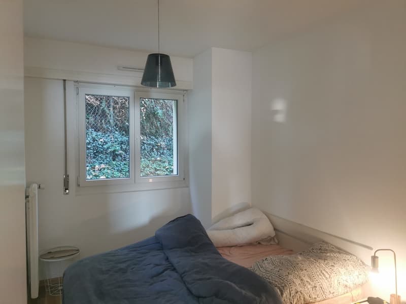Cozy furnished room in sunny lake view flat (5)