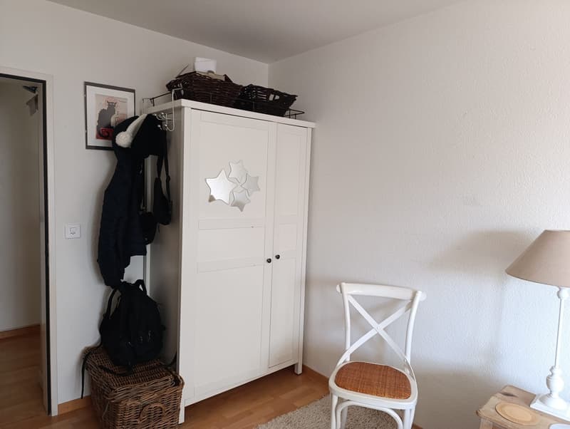 Chambre lumineuse et meublée à proximité de Milchbuck, Irchel, Tierspital (2)