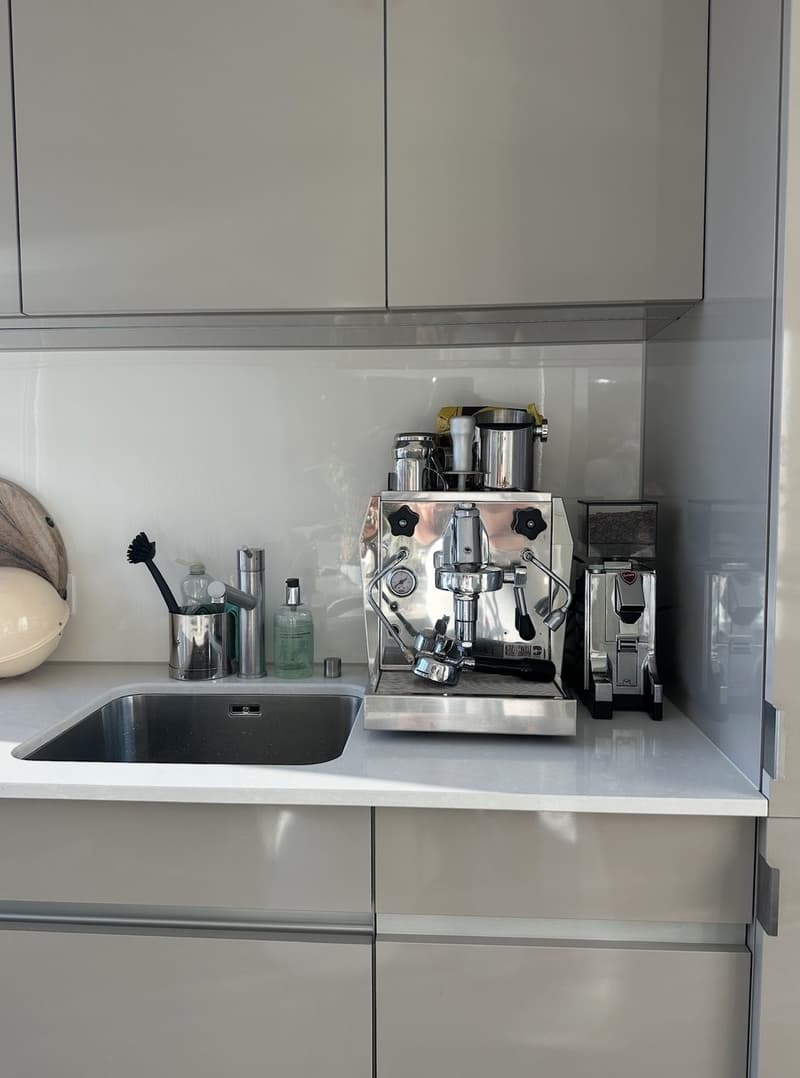 Chambre moderne en sous-location à Seefeld (3)