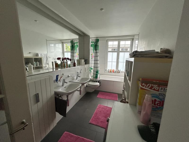 Shared room for rent | beautiful, large old apartment in St.Gallen (1)