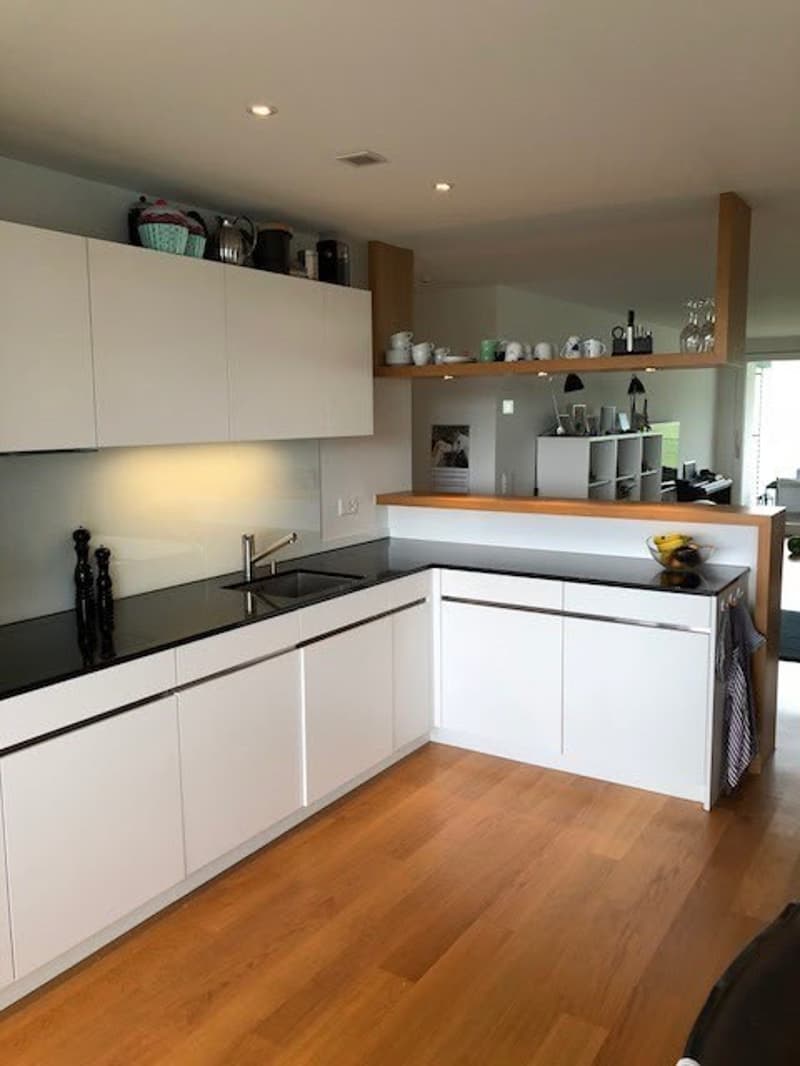 Exklusive 3.5-Zimmer-Wohnung in Zollikerberg (3)