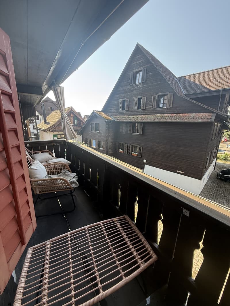 Cozy 2-room maisonette apartment in a rustic chalet, top location at Immensee village square (2)