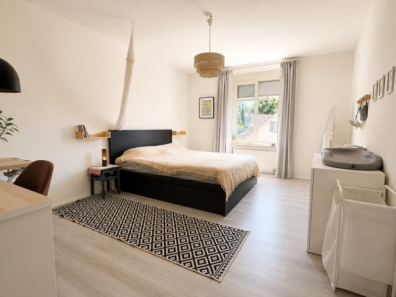 Disponible temporairement 827 septembre - Appartement spacieux 3 pièces à Seefeld (8008) (4)