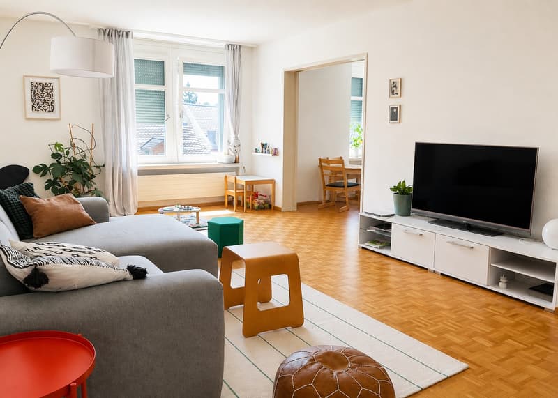 Disponible temporairement 827 septembre - Appartement spacieux 3 pièces à Seefeld (8008) (2)