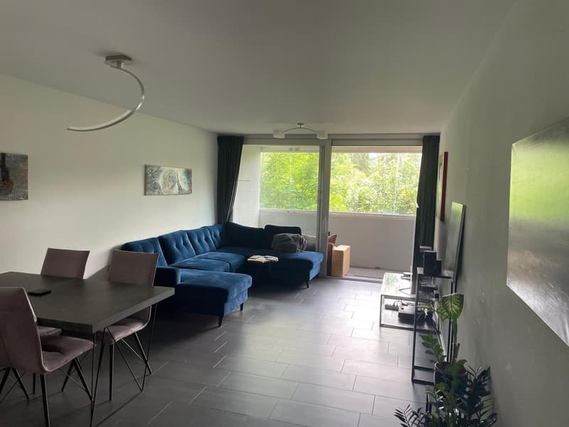 Appartement partagé pour débutants professionnels : central (10 min gare principale, 4 min Oerlikon + 5 min aéroport), chambre meublée neuve dans un immeuble neuf (2)