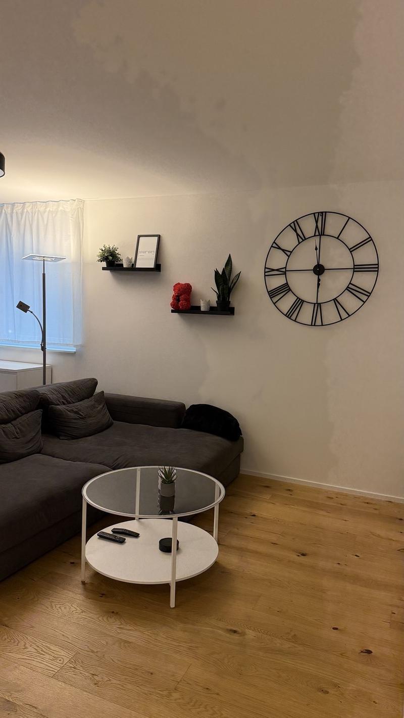 Shared flat room (9)