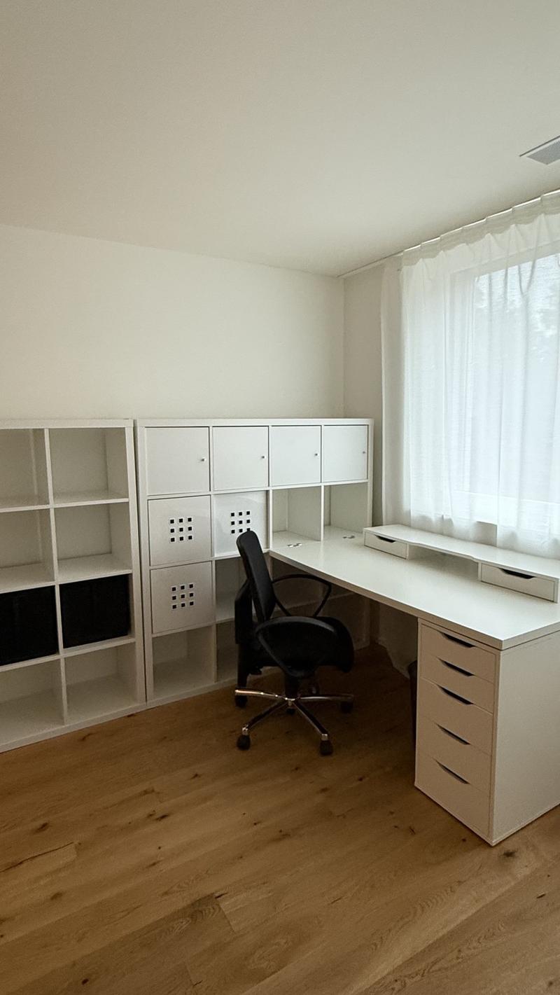 Shared flat room (4)
