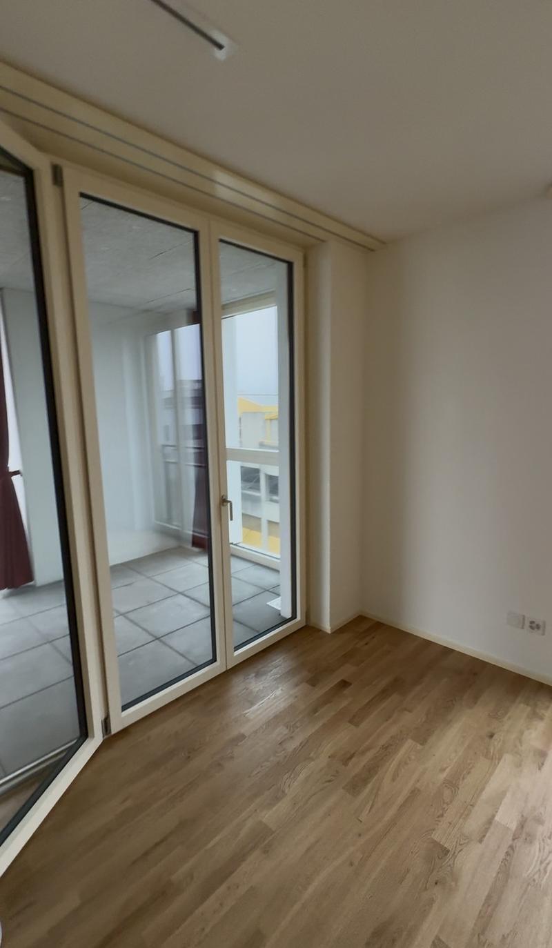 Modern and bright 3.5-room apartment with 2 terraces directly at Wil train station, yet quiet! (1)