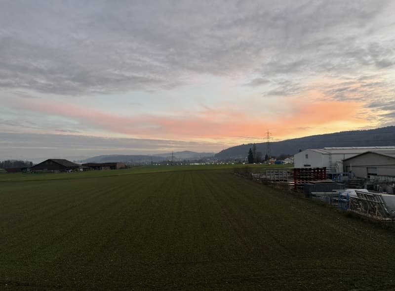 Appartamento di 4,5 locali nuovo (118 m²) con vista montagna da sogno & ampio balcone - Subaffittuario (2)