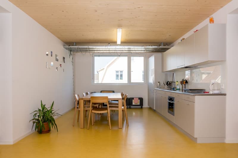 Room Available in a Friendly 6-Person Student WG (2)