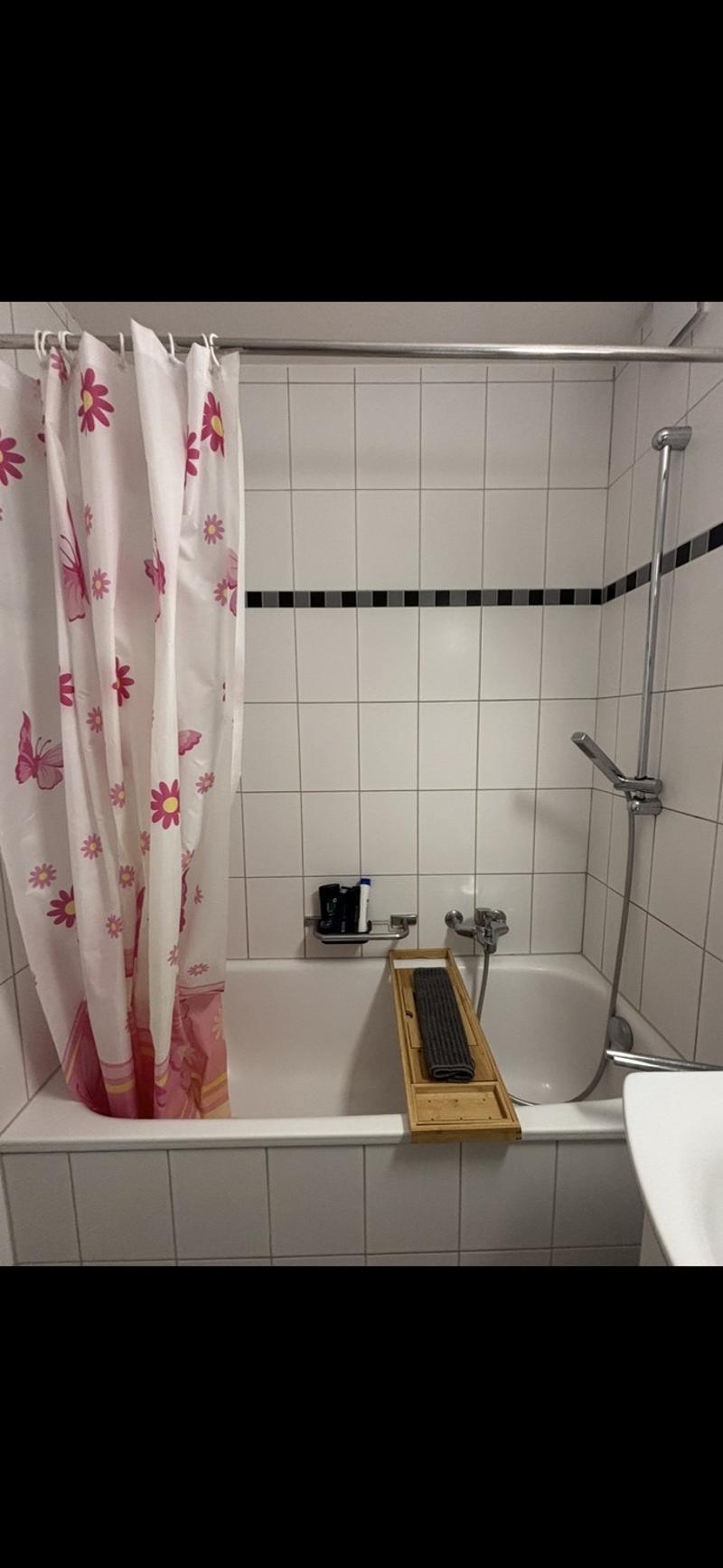 Camera in affitto in una casa condivisa a Köniz. (4)