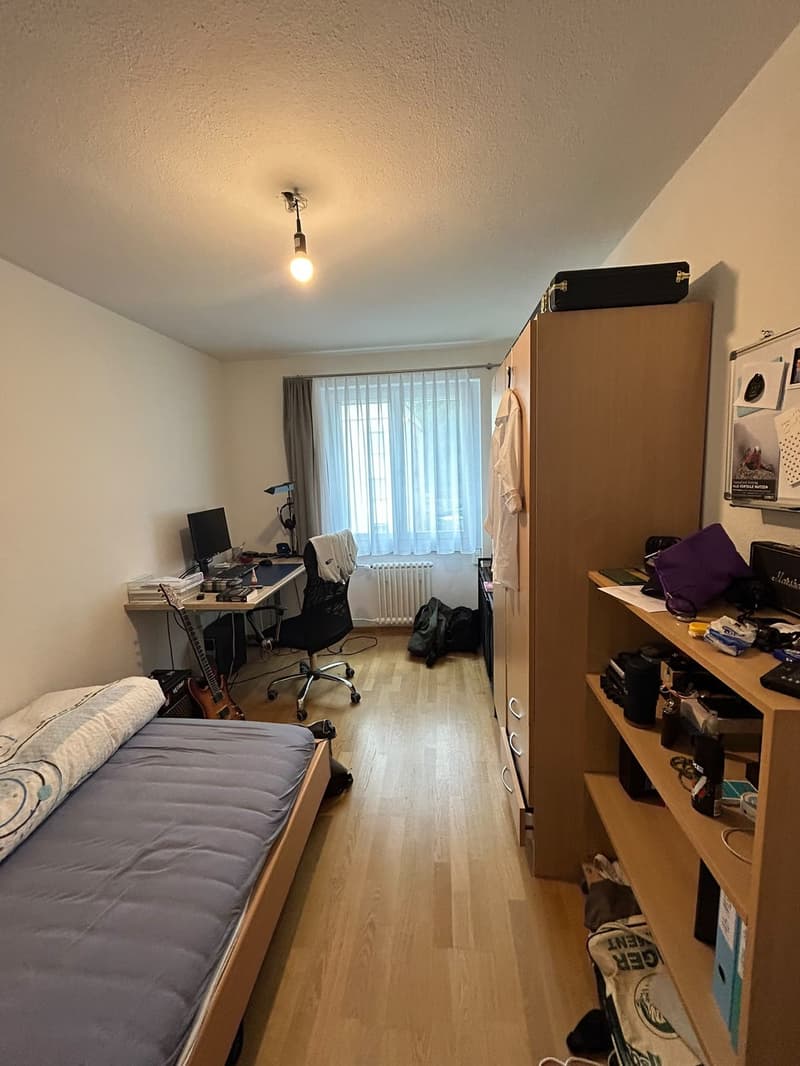 Room in Gütschwald shared apartment (9)