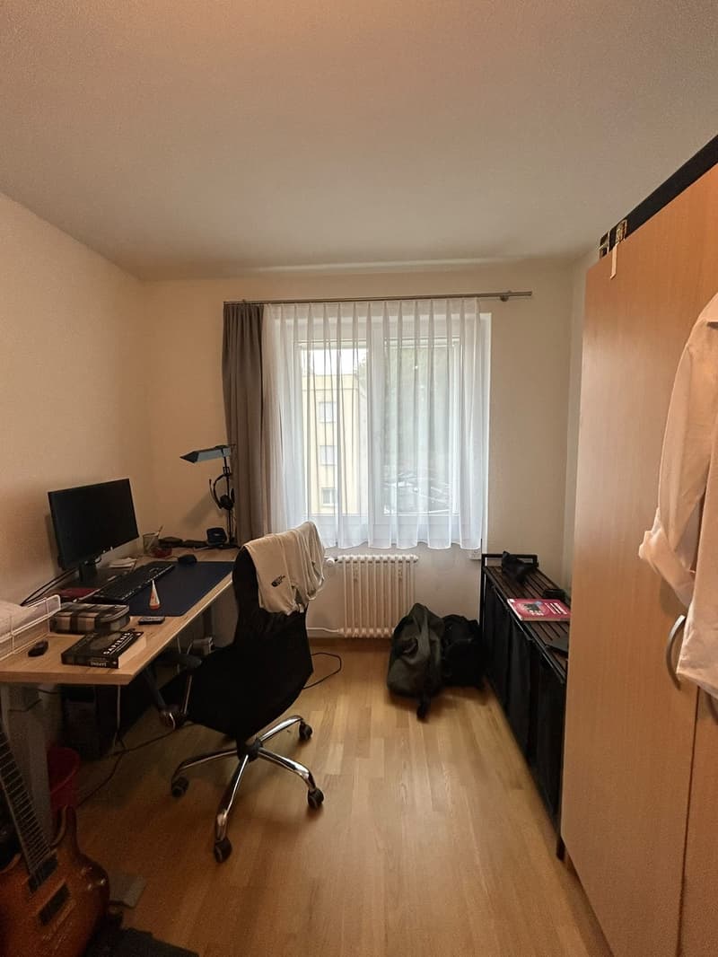 Room in Gütschwald shared apartment (8)