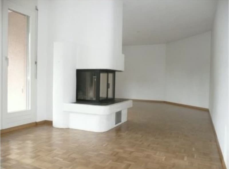 1. Room with private bathroom (3)
