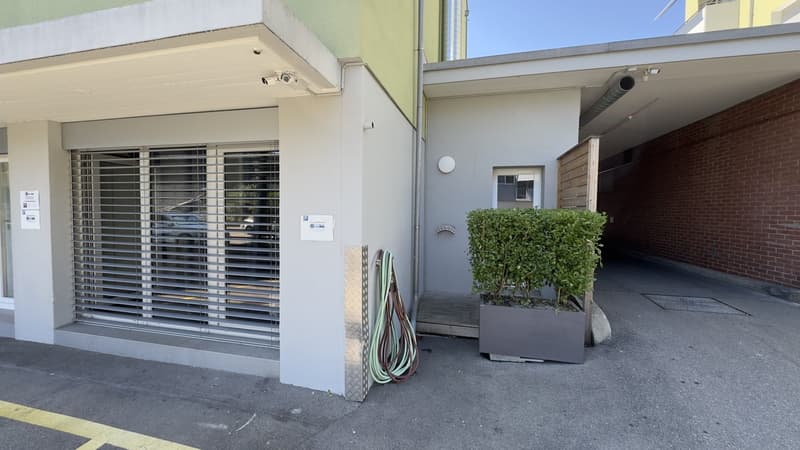 Nachnieter gesucht / Replacement tenant wanted for Zürich Oerlikon apartment (5)