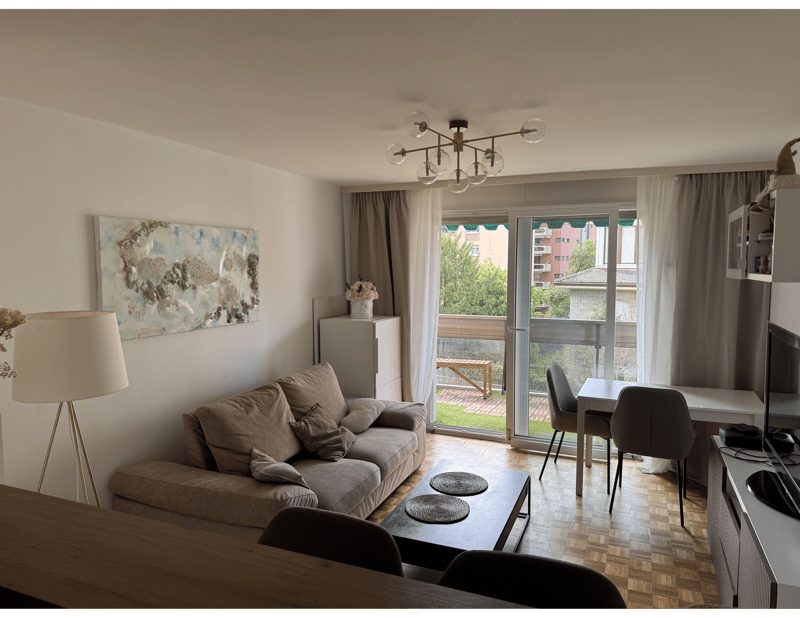 Zweieinhalb-Zimmer-Wohnung in Clarens (Montreux) mit Seeblick (2)