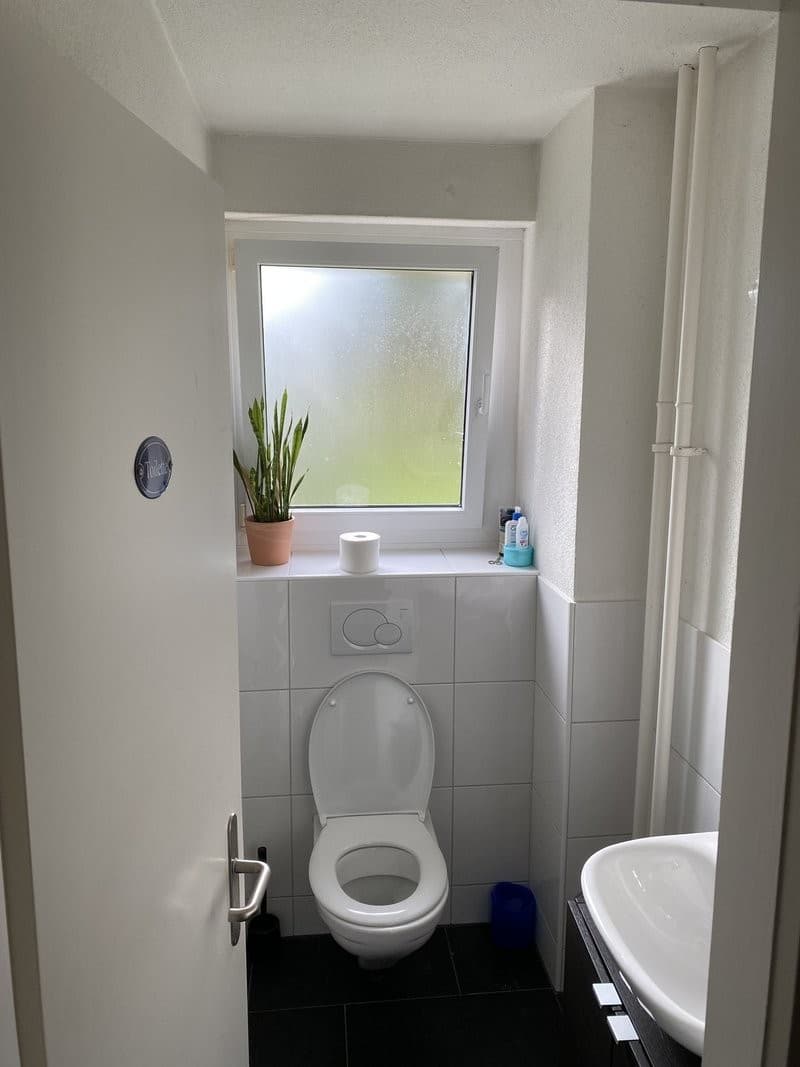 Room in a 3-person apartment close to Hönggerberg (Affoltern) (6)