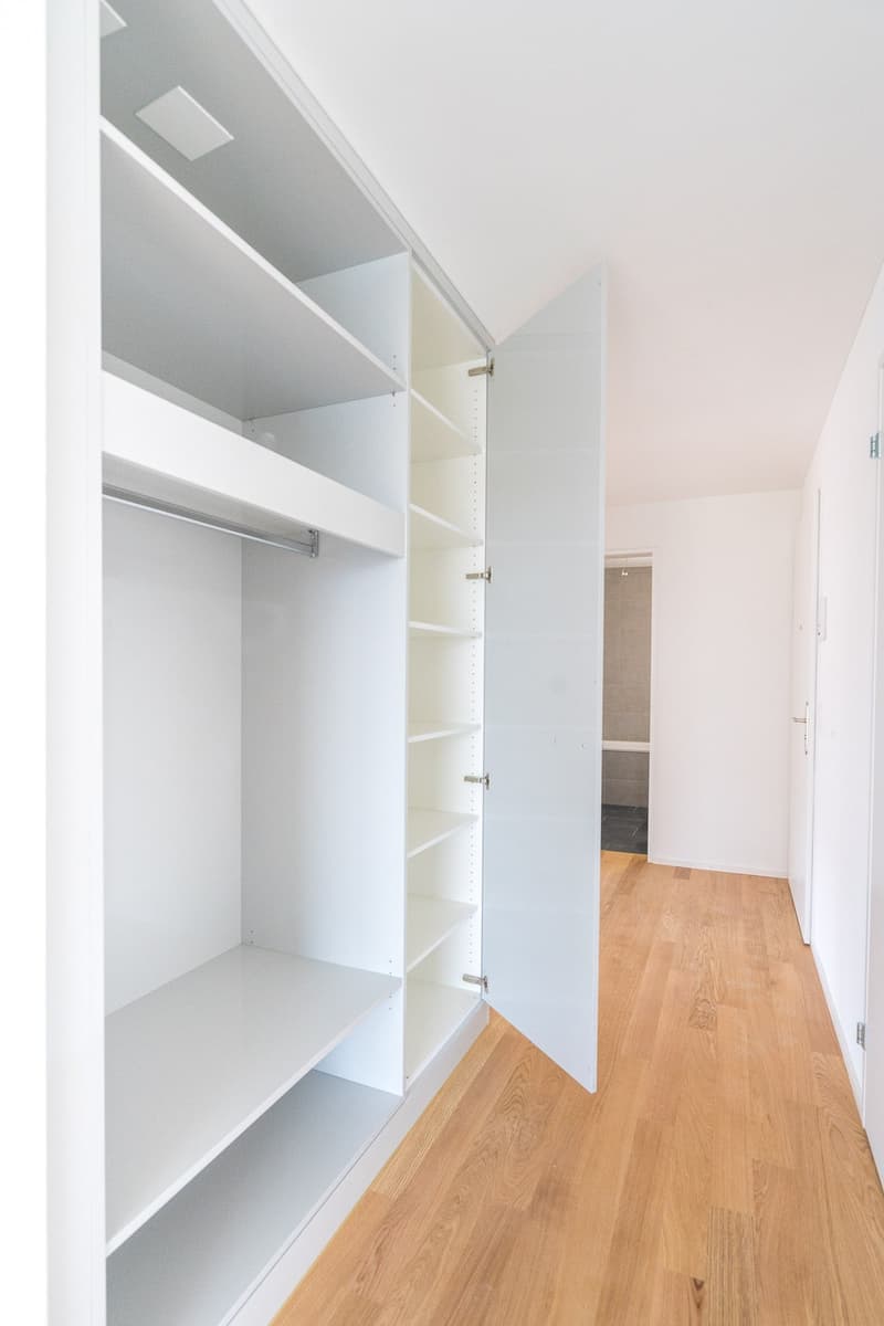 Helle 3.5-Zimmer-Gartenwohnung an ruhiger Lage in Zürich-Seebach (1)