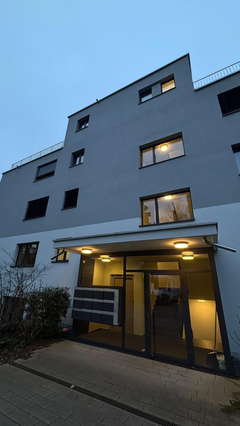 Modern 3.5 Zimmer Wohnung in Wallisellen with Balkon (2)