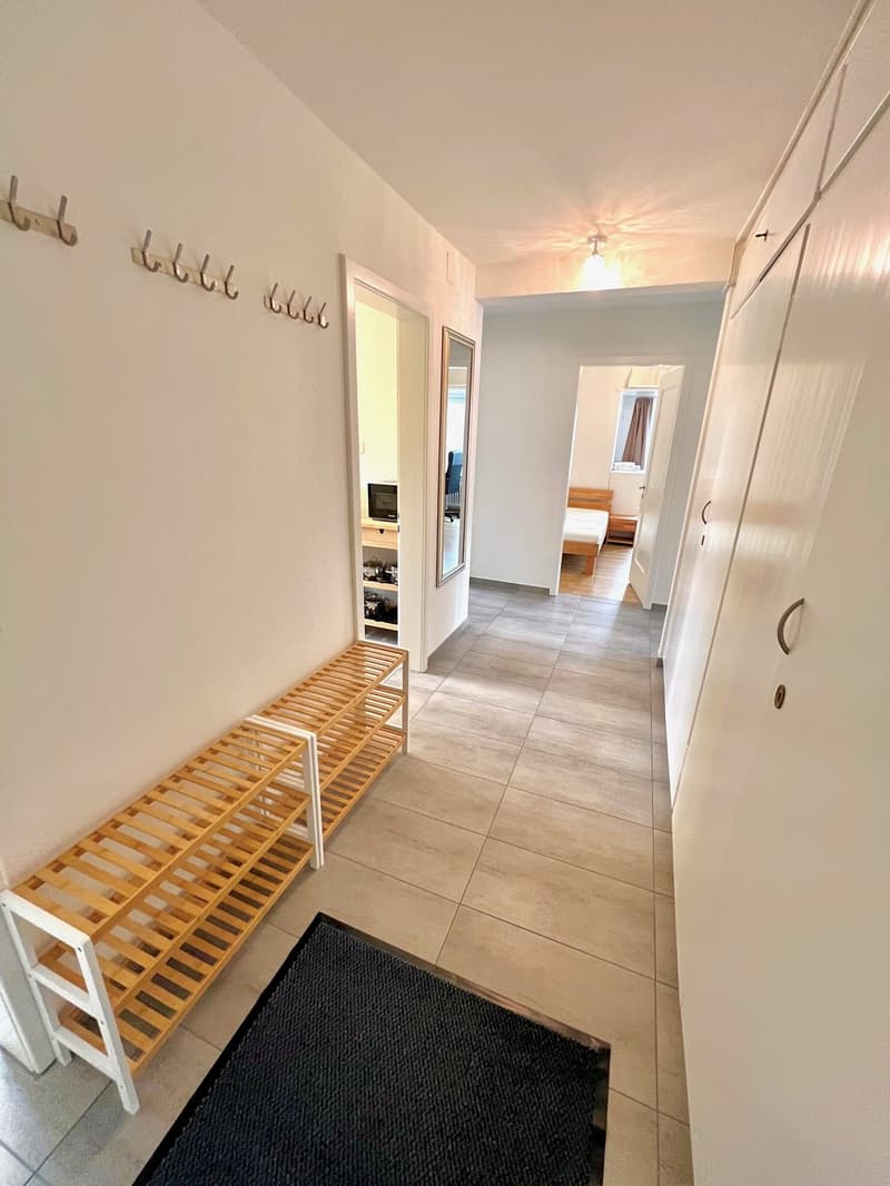 Grosses WG-Zimmer an Top Lage mit idealer Verkehrs-/ÖV Anbindung :) (6)