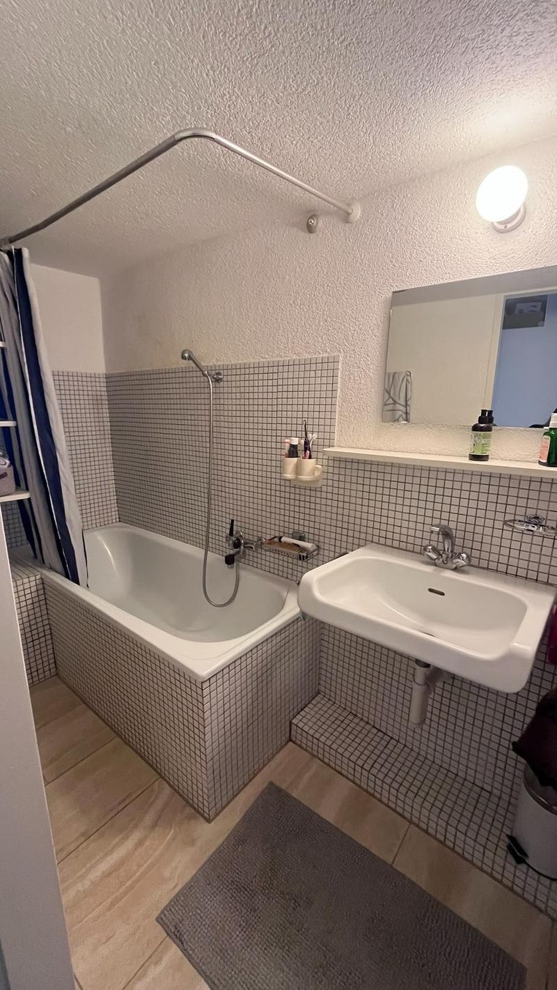 Charmant appartement avec balcon de 3,5 pièces au cur de la vieille ville de Bienne (8)