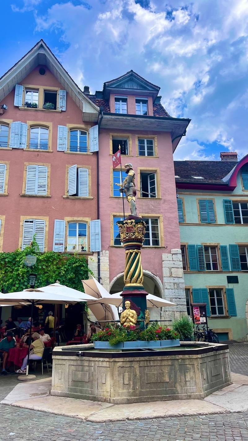 Charmant appartement avec balcon de 3,5 pièces au cur de la vieille ville de Bienne (7)