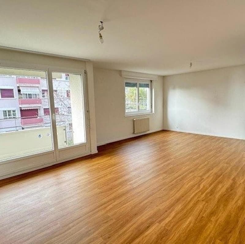 Appartement idéalement situé à Pully (3)