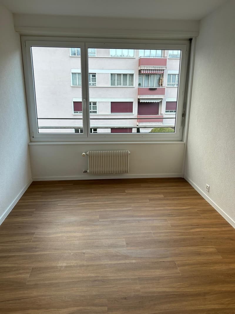 Appartement idéalement situé à Pully (7)
