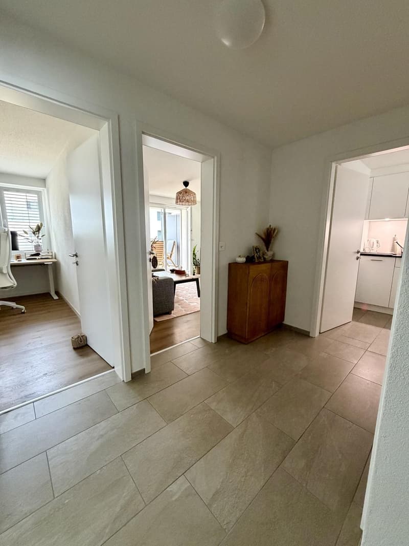 Cozy & Modern 3.0-Room Apartment in Lenzburg, 20 mins from Zurich HB (7)