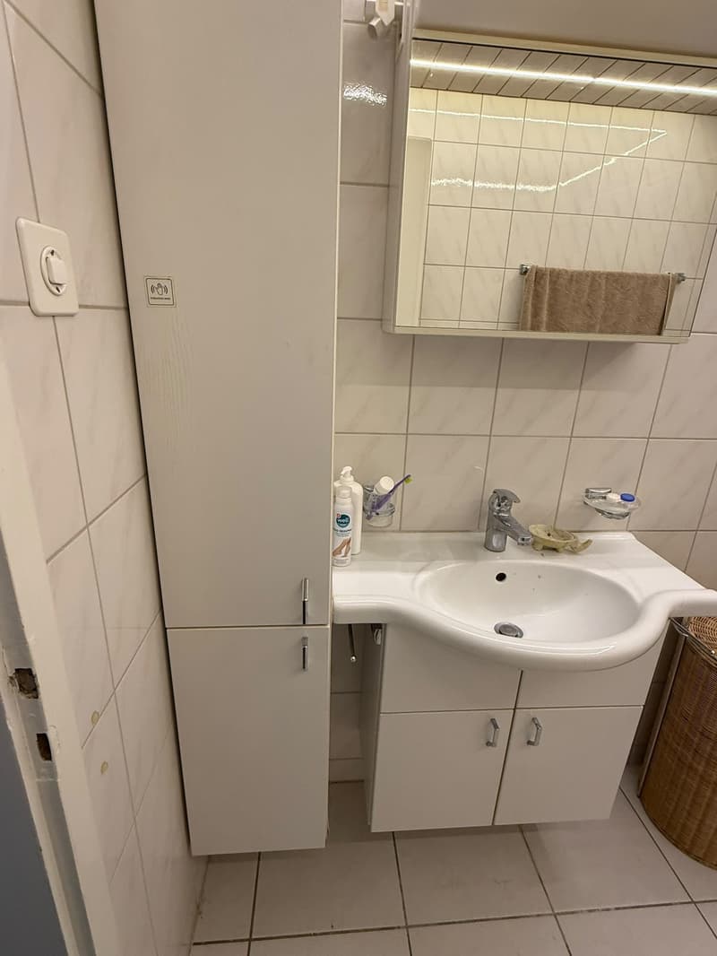 2.5-Room Apartment with Spacious Living Area & Private Garden (10)