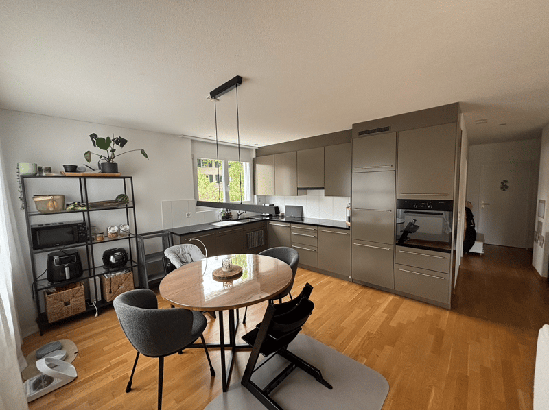 Helle und grosszügige 4.5-Gartenwohnung in Hünikon, Neftenbach (10)